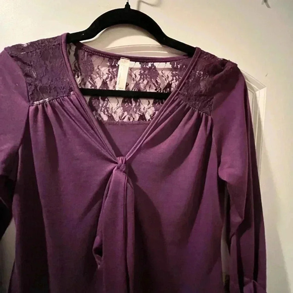 ~S.H.E~ Top - Medium - Picture 5 of 5